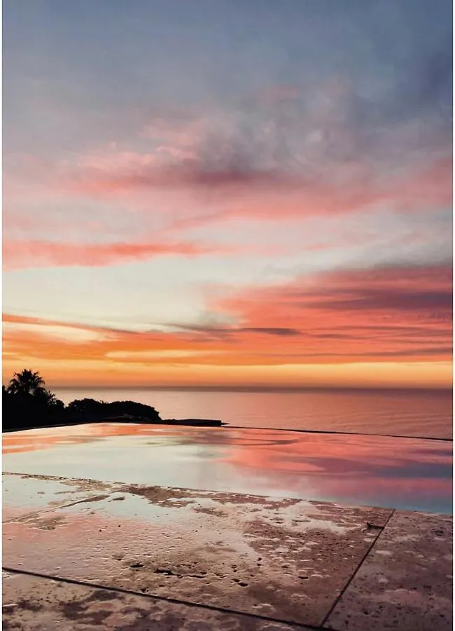 Capestays - Villa Infinity Cape Town