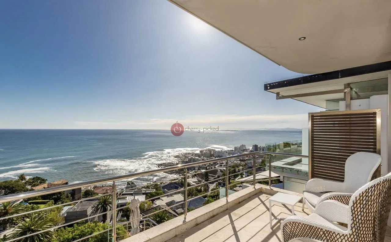 Capestays - Villa Infinity Cape Town Guest house