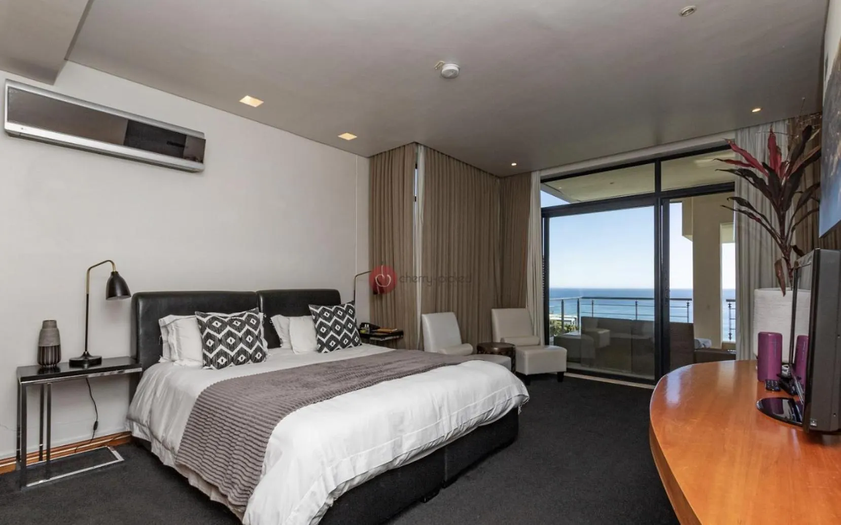 Capestays - Villa Infinity Cape Town 0*,  South Africa