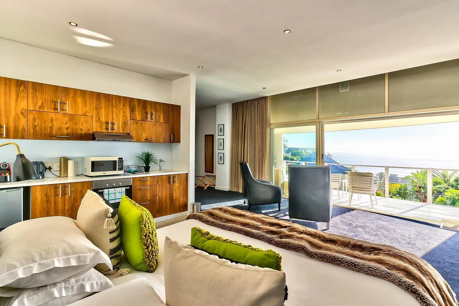 Capestays - Villa Infinity Cape Town